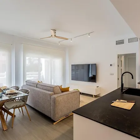 Homity Holidays - Playa Granada - Marina Golf *