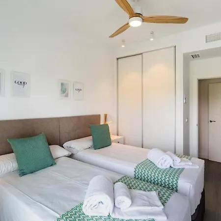 Homity Holidays - Playa Granada - Marina Golf *
