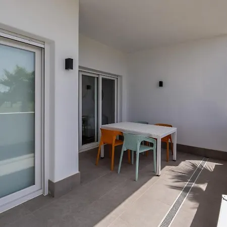 Homity Holidays - Playa Granada - Marina Golf Motril